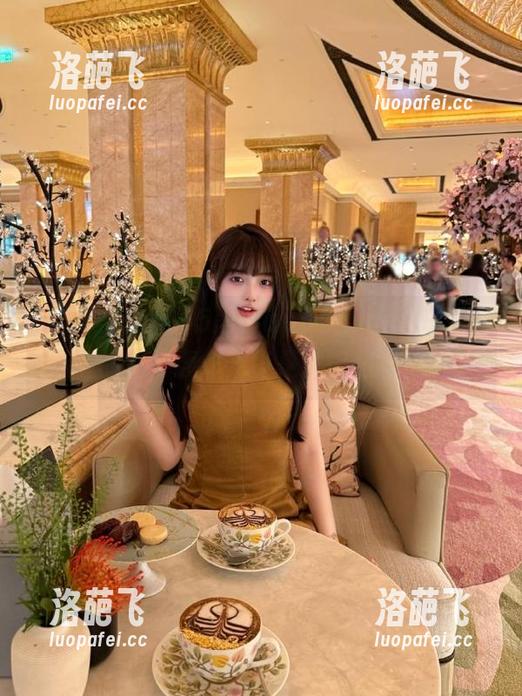 155黑料app发力：无时无刻的八卦轰炸，真是没得停啊！