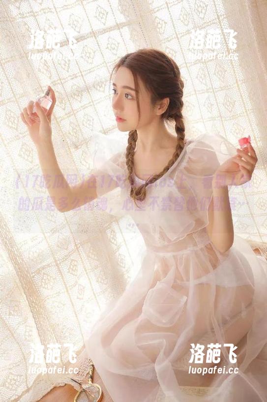 在17吃瓜网ios上，看别人家的瓜是多么销魂，心里不禁替他们默哀……
