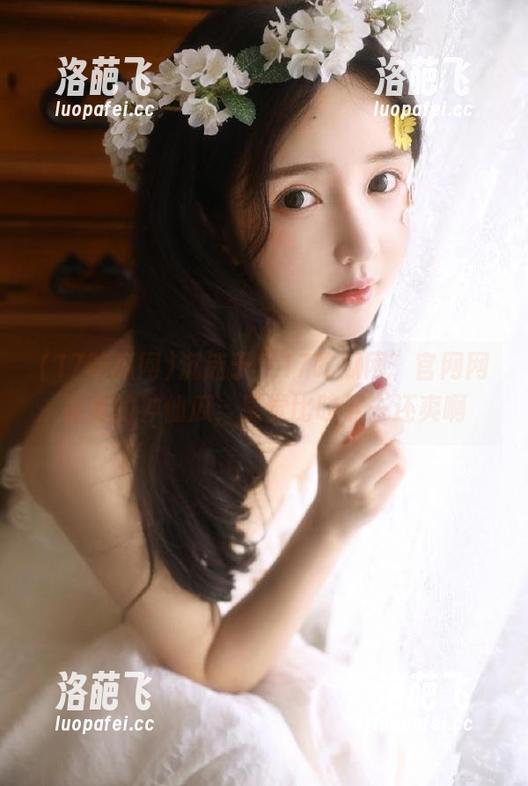沉迷于“17吃瓜网”官网网页里的神仙瓜，感觉比咬下去还爽啊