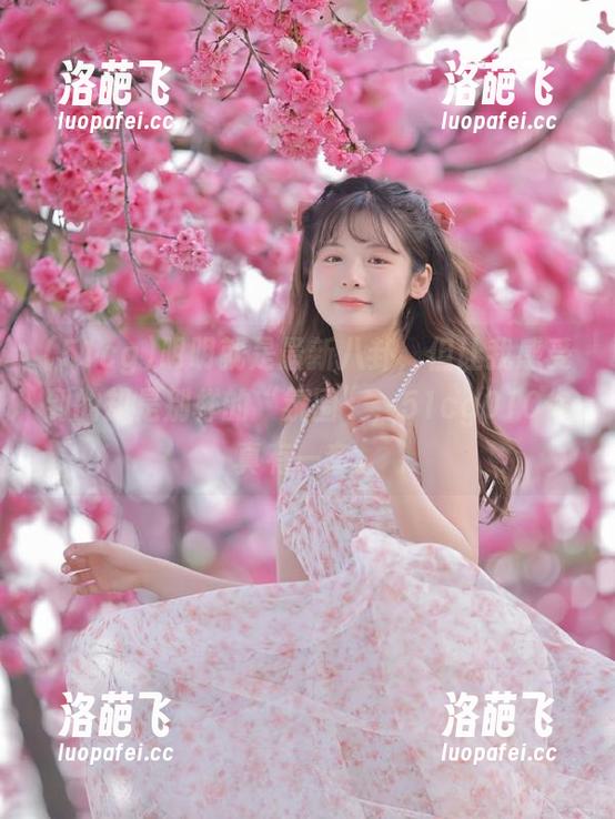 明明就是最新八卦，但让我感受到的却是别样的“氛围”，51cg010你真有一套。