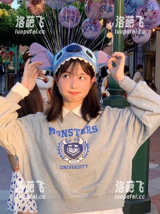 51吃瓜05资源：大一学生用奶茶写作业，强大如胸！