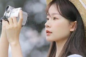 51吃瓜网苹果版，那个入口门槛低得厉害，进去听听最热八卦！