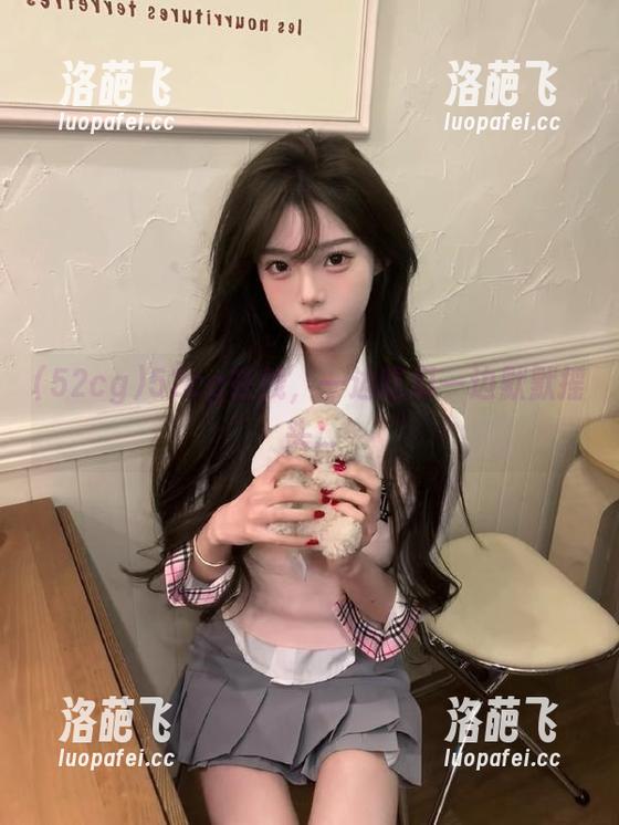 52cg在线，一边吃瓜一边默默摇头...