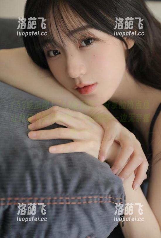 “52吃瓜网”分享的热点总让我停下手里的事，一边拍手一边无奈摇头……