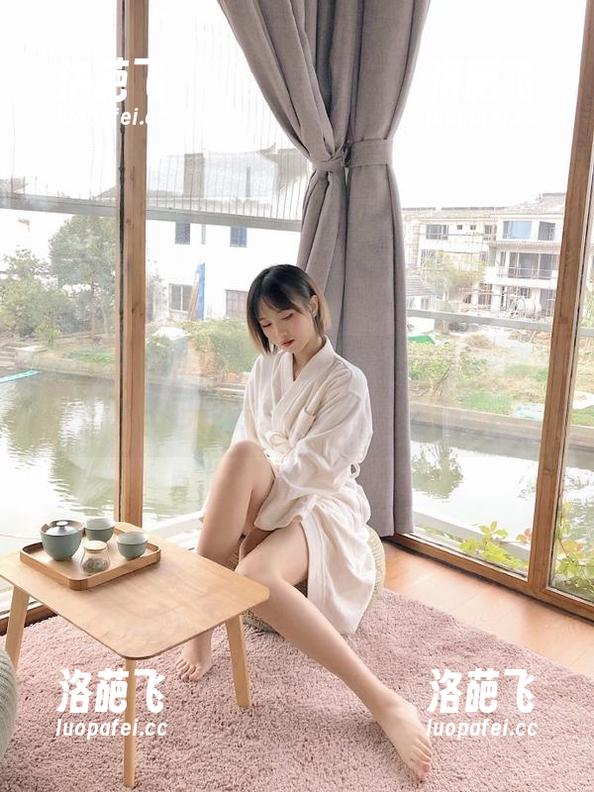 准备好了吗，来到718.sx网站，瓜子已经备好，就等“吃”了。