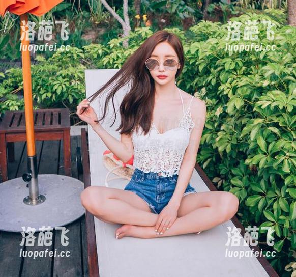 张嘴吃瓜，放心在92吃瓜网官网‘取证’，可以帮你默默点赞！