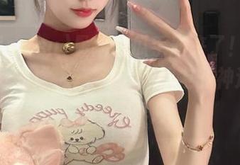 最新吃瓜手册来了！在“heiliao.su”上，连八卦网友的神逻辑都找不到界限