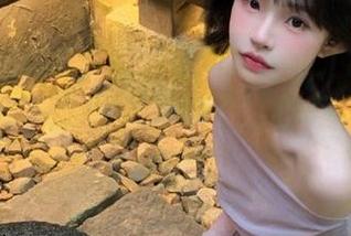 最新消息！www.17www里的“明星情侣”又挂了，心疼的我直呼作孽！