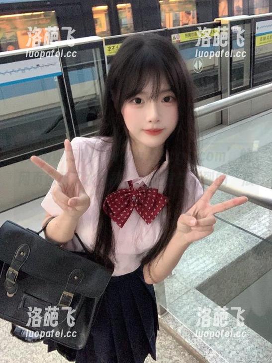 ‘www.51cg1.com’的网页像极了水果摊，满是意想不到的‘瓜’！
