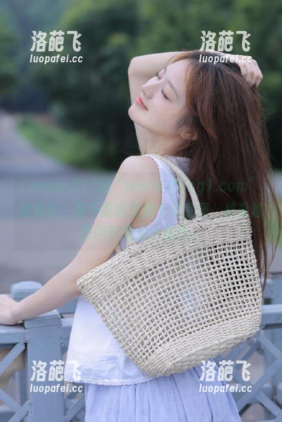 这“www.51cg1.com”的地址，是不是感觉像个无底洞，越看越想回味那点小秘密。