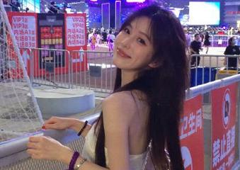 坐好哦，别让“www.吃瓜”的传送门把你带得晕头转向！