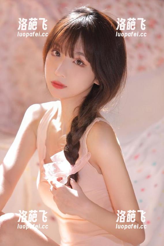 传送门开启，直达“www.吃瓜”，看各种瓜子的花样操作，感受一下神奇的快乐。