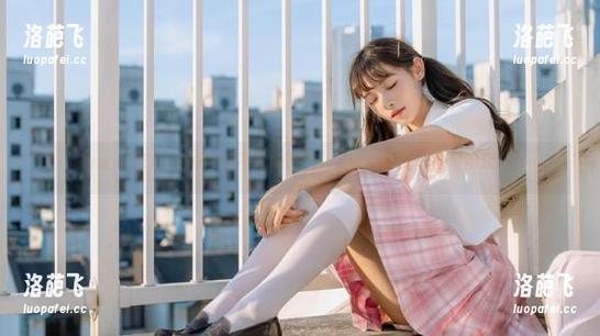 安卓手机不止能聊天，来www.吃瓜悄悄围观吧！