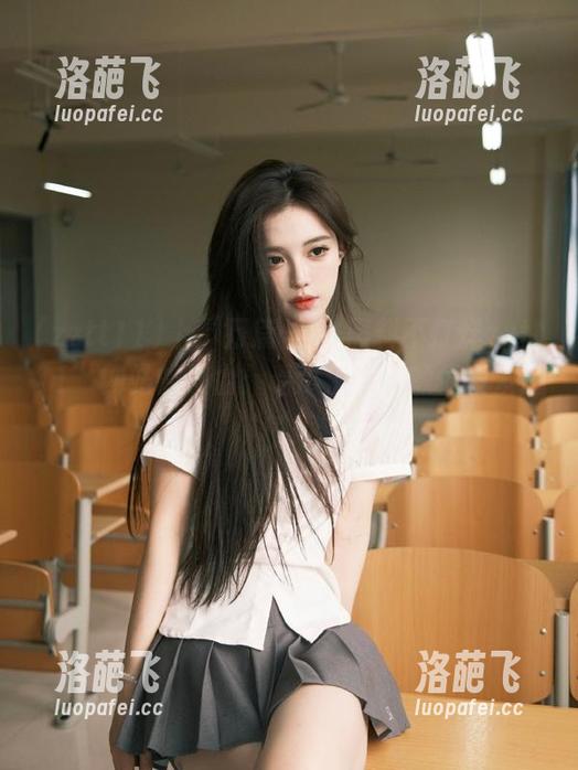 上“万篇长征-黑料不打烊zztt11”网站的理由：看瓜消愁，顺便发发脾气！