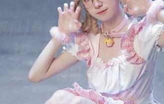 最新情侣闹剧曝光，暗恋是不可能的，这一生都不…一起吃瓜.cc吧，苦涩旧情！