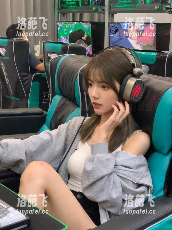 五一吃瓜官网网页，好像没多少人和我在一起吃瓜。