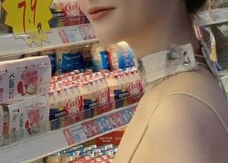 妈呀，娜娜的风格怎么越来越飘了？五一吃瓜永久追踪中…