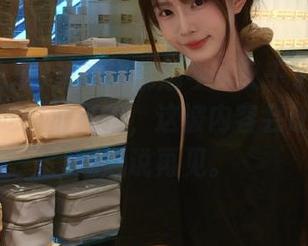想知道娜娜今天又干了啥？点开五一吃瓜的链接，这波内容会让你不好意思说再见。