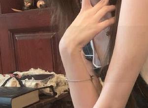 吃瓜17cgcg网页，越点越好奇，行走在八卦的边缘！