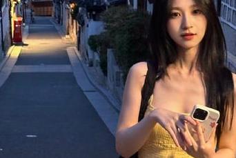 吃瓜网又上线了，免费瓜让人在脑海中疯狂转圈，呃，就差没眩晕了。
