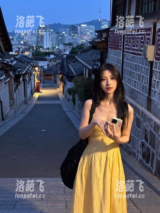 吃瓜网又上线了，免费瓜让人在脑海中疯狂转圈，呃，就差没眩晕了。