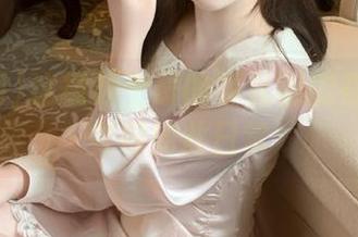 这视频土豪的事儿都能在吃瓜网变得如此日常