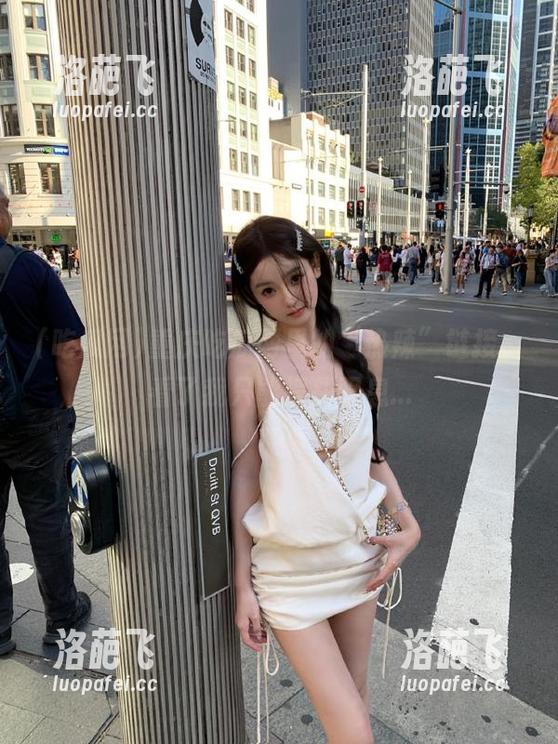 重庆吃瓜网里的“热辣”链接，看了我只能摇头叹息...