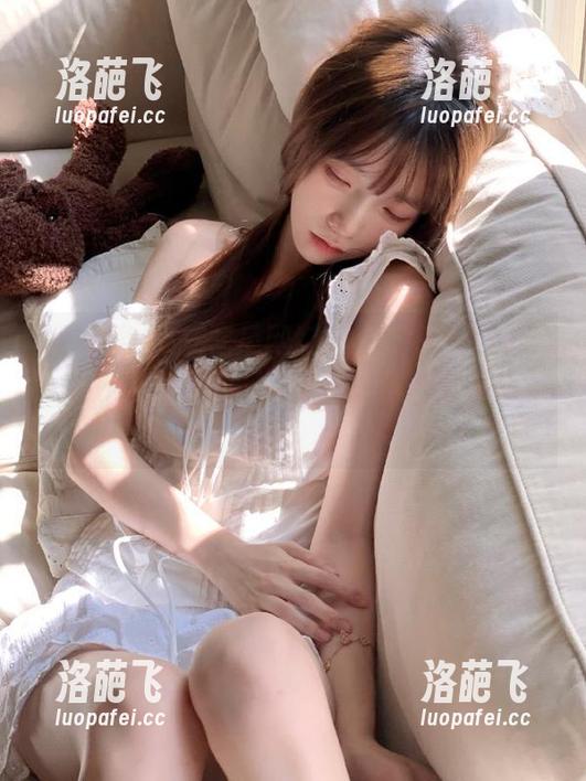 在“吃瓜网t7wcc”的入口等你，手中的瓜果然又甜又酸，敢不敢来尝尝？