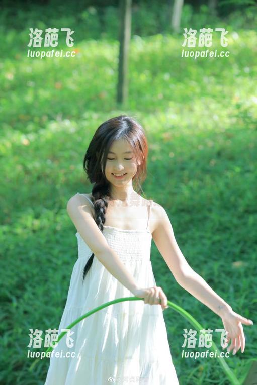 吃瓜网红官网：明星们的“尬舞时刻”，究竟是舞蹈还是切水果？