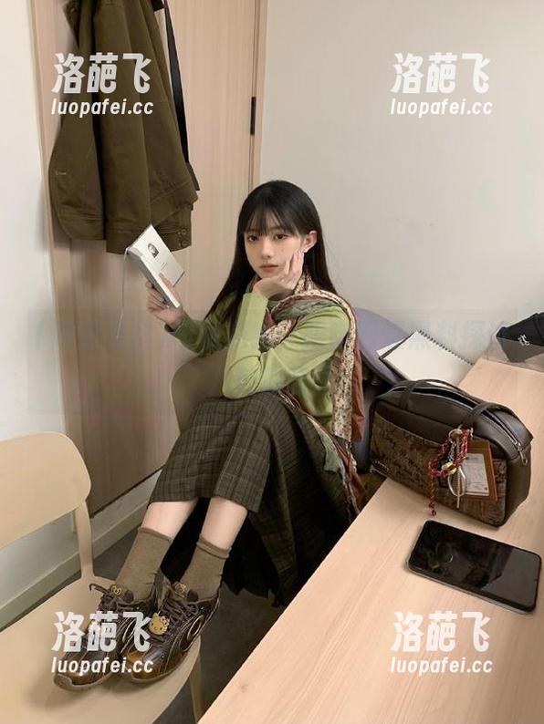 网爆黑料 闲聊在线,跟随网爆黑料探讨八卦的艺术