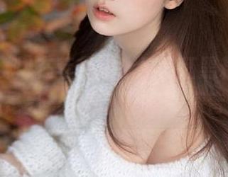 在苹果版上看网红黑料，每一条都是另一颗瓜掉落的惊悚音效！