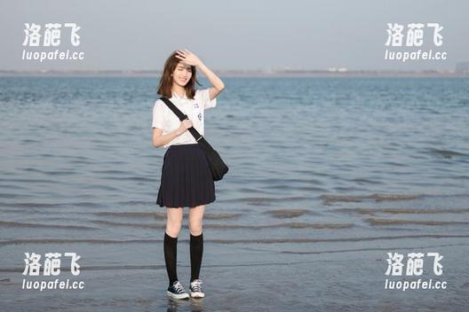 黑料不打烊tttzzz的入口处，线路直通好戏，看完laughedoutloud！