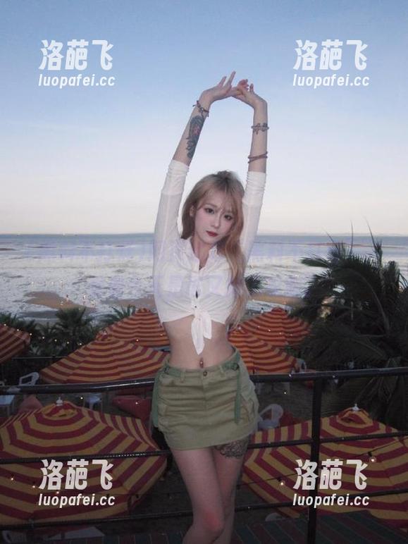 网页追踪“黑料不打烊”，看看今天是谁又掉了衣服。