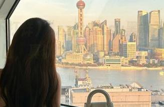 “zztt15.su黑料不打烊”下载入口，真以为靠外表就能遮掩黑历史嘛？