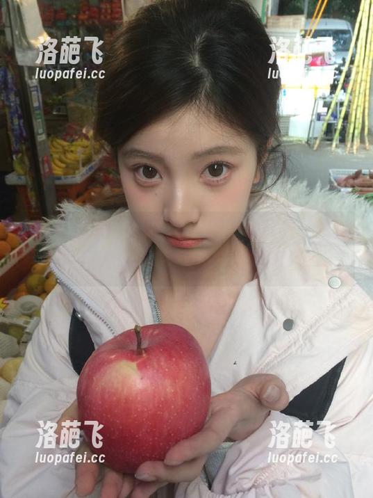 黑料吃瓜网，官网来一发热点大瓜，心脏不太好慎入哦