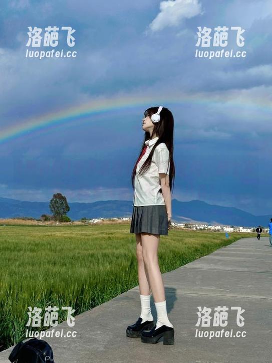 永不迷路的黑料网官网，翻个页面就能看见你想不到的八卦！