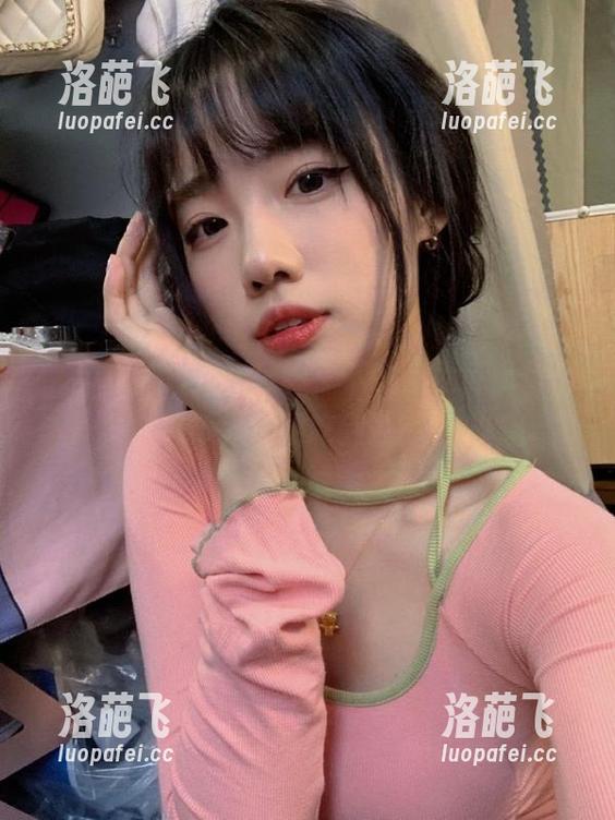 黑料网曝，下载后就可以尽情吃瓜，不怕吃到凉的！