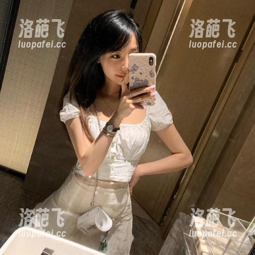 “黑网料”苹果版来袭，谁说瓜只能在电脑上吃的？